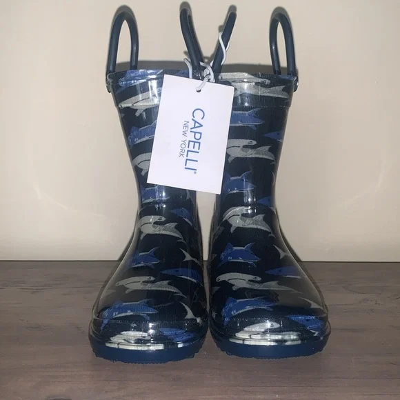 NWT Capelli New York Shark print blue colored rain boots size 6C - Picture 2 of 8